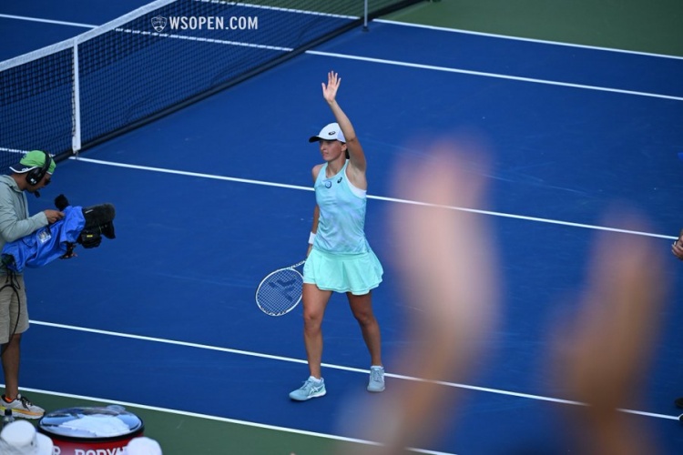 更是对其精 更是对其精