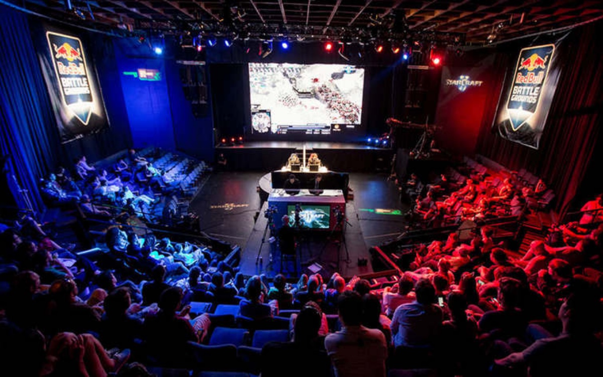 他在过去的 他在过去的