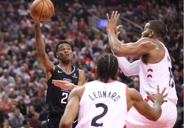 矛盾的队友 矛盾的队友