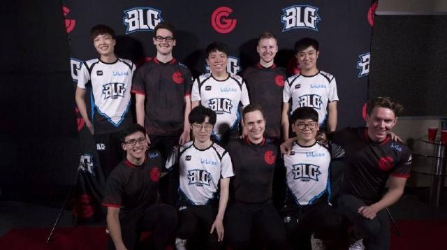 展开对垒 展开对垒