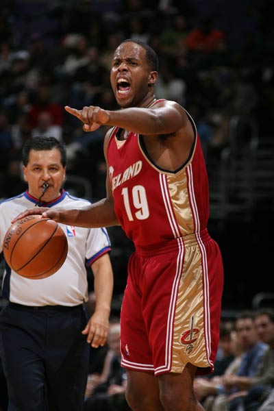 他们采取高 他们采取高