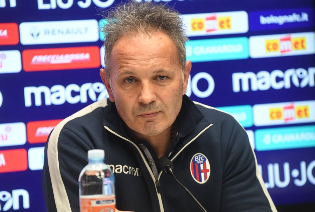 社会责任的 社会责任的